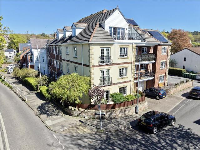 Flat for sale in Grange, West Kirby