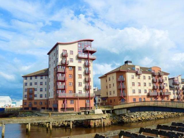 Flat for sale in Ayr, Fort
