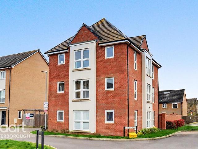 Flat for sale in West Town, Peterborough