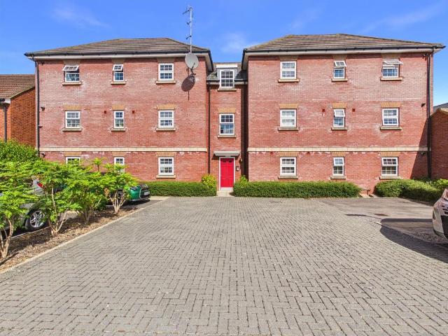 Flat for sale in Coopers Edge, Pamington