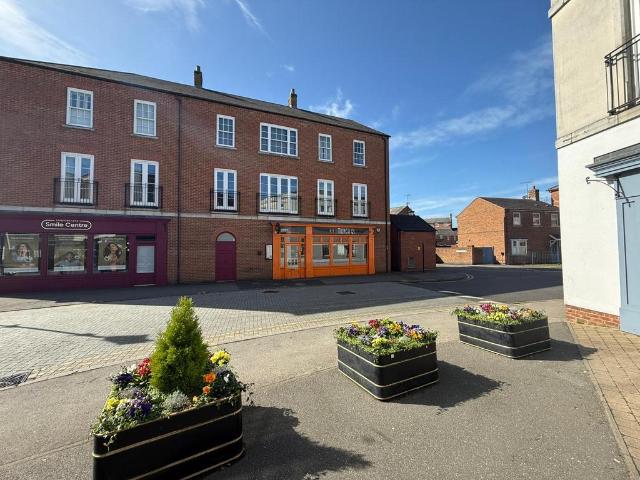 Flat for sale in Coldharbour, Buckinghamshire