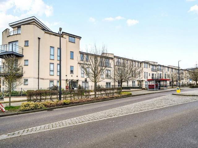 Flat for sale in Hamerton, Kent