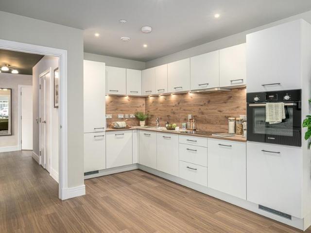 Flat for sale in New Cathcart, Langside