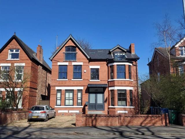 Flat for sale in Georgia, Greater Manchester