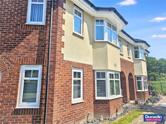 Flat for sale in West Midlands