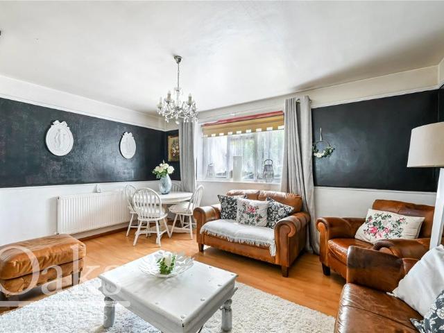 Flat for sale in Streatham, Isle Of Man
