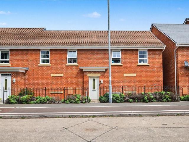 Flat for sale in Bishop's Hull, Somerset