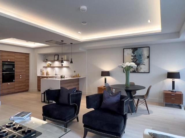 Flat for sale in Haymarket, Scotland