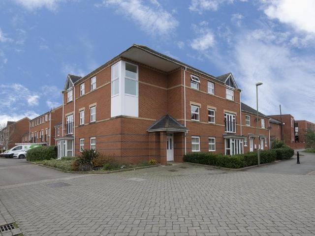 Flat for sale in Grimsbury, Cherwell