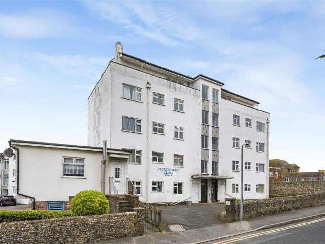 Flat for sale in Seaford, Iford