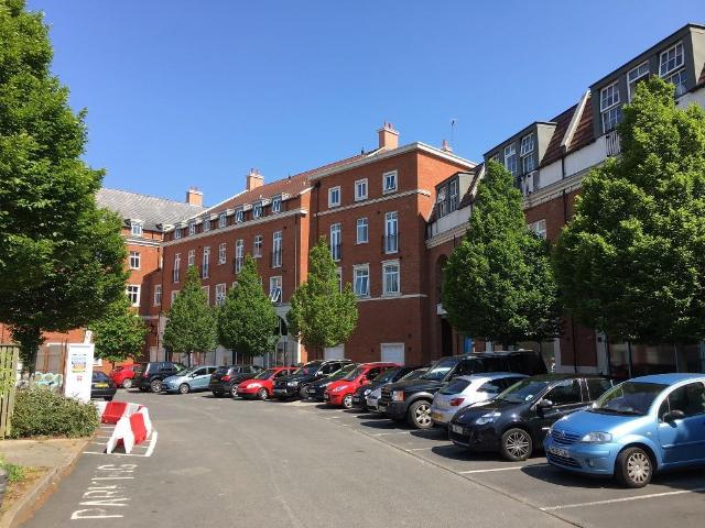 Flat for sale in Dickens Heath, West Midlands