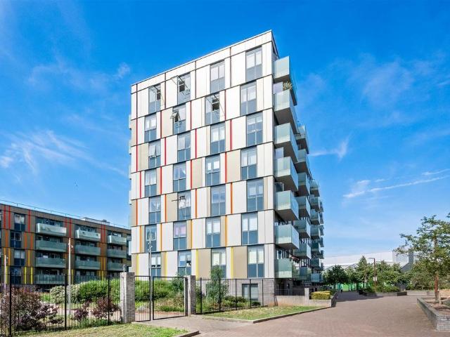 Flat for sale in Alperton, Greater London