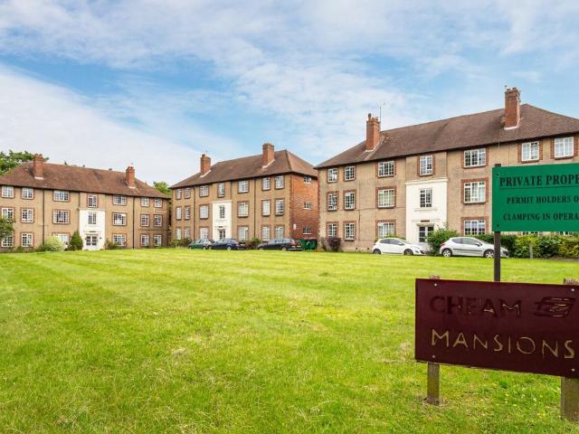 Flat for sale in Greater London