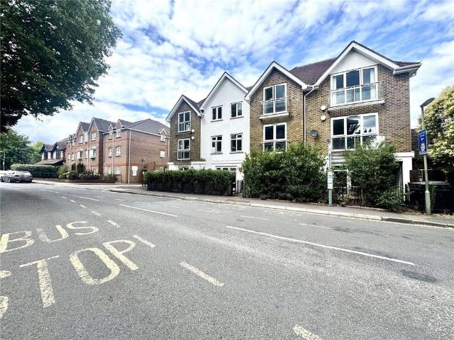 Flat for sale in Horsell, Woking