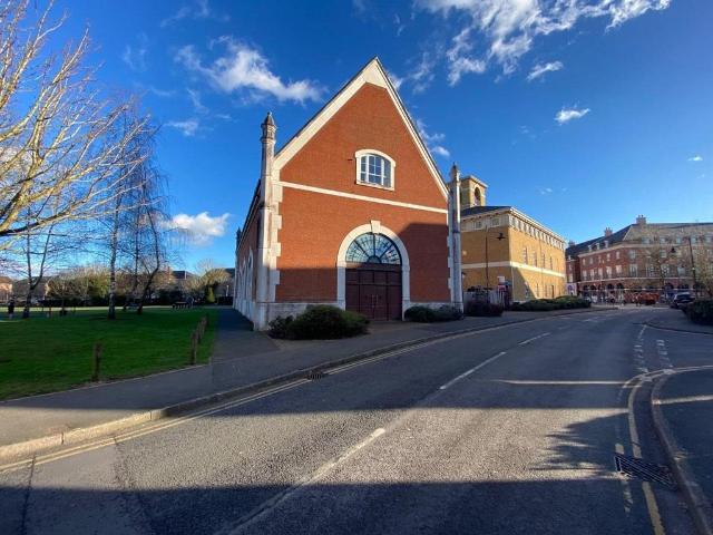 Flat for sale in Shirley, West Midlands