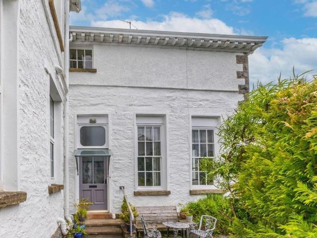Flat for sale in Bowness-on-windermere