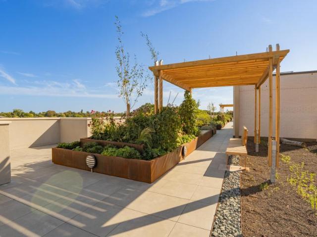 Flat for sale in Eddington, Cambridge