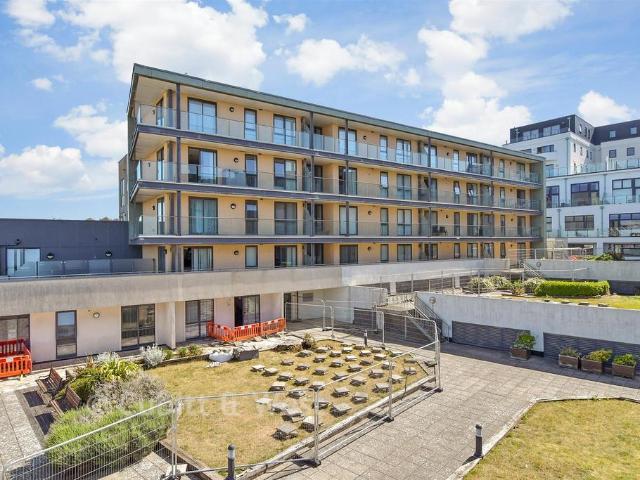 Flat for sale in Saltdean, Brighton & Hove