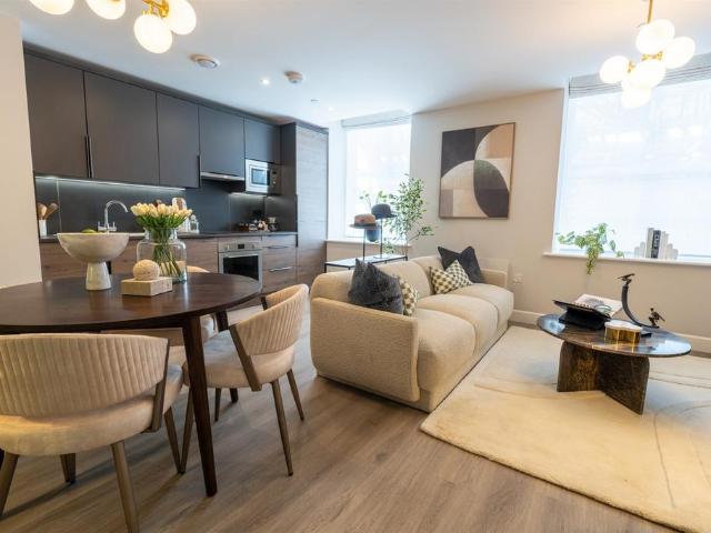 Flat for sale in Walton, Aylesbury