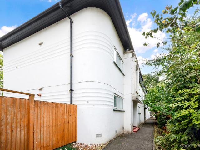 Flat for sale in London Borough of Merton, Greater London