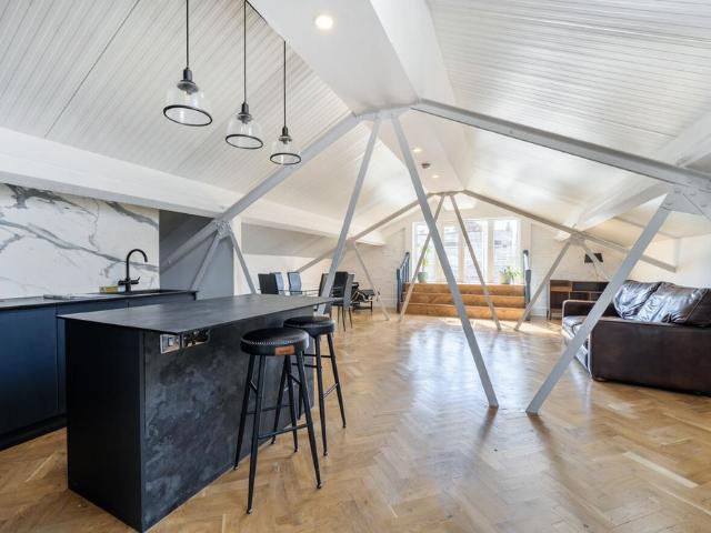 Flat for sale in London Borough of Waltham Forest, Greater London