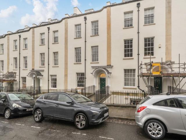 Flat for sale in Spike Island, Feckenham