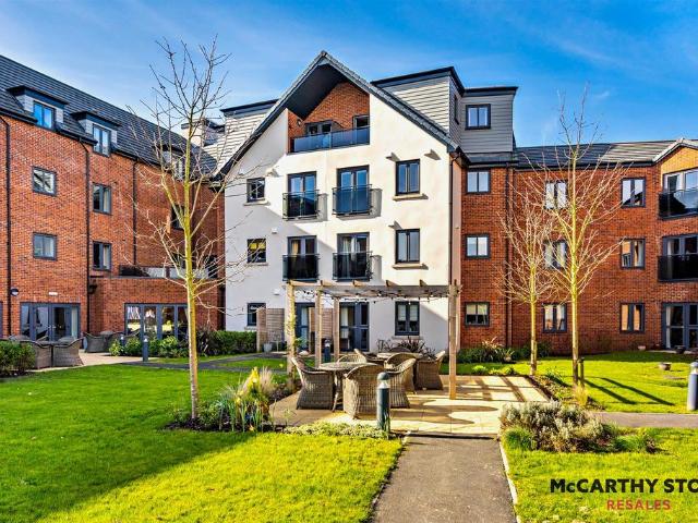 Flat for sale in Firbank, Lancashire