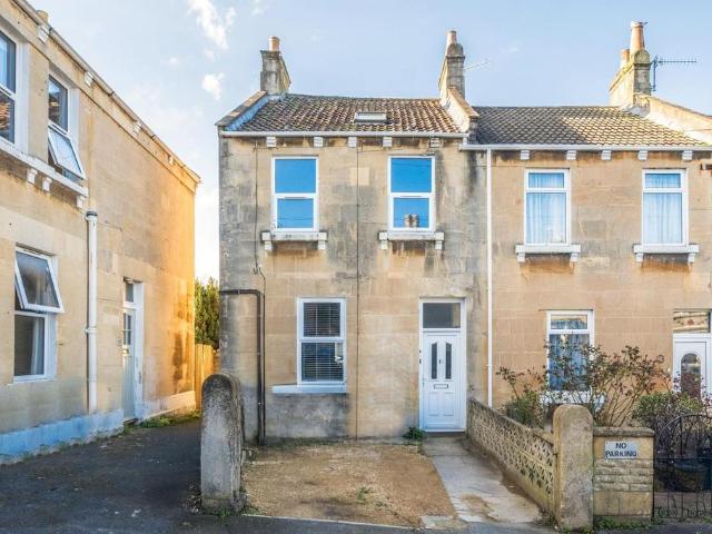 Flat for sale in East Twerton, Dulcote