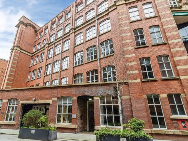 Flat for sale in Georgia, Greater Manchester
