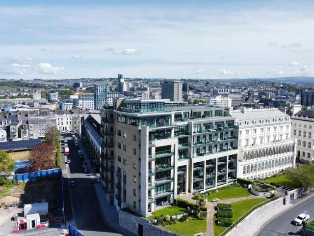 Flat for sale in West Hoe, Mount Wise