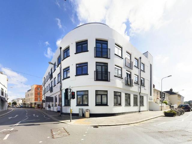 Flat for sale in St Helier, Greater London