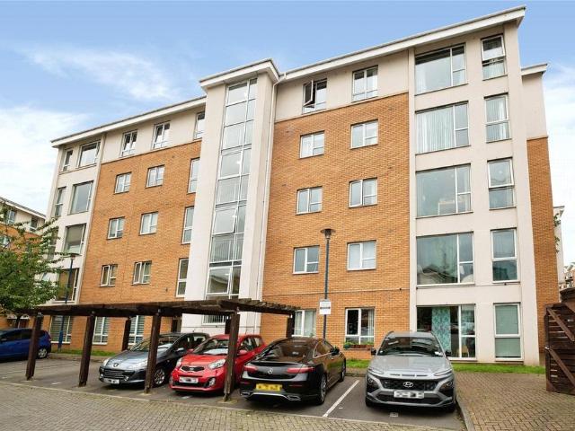 Flat for sale in City Centre, Falcon Lodge