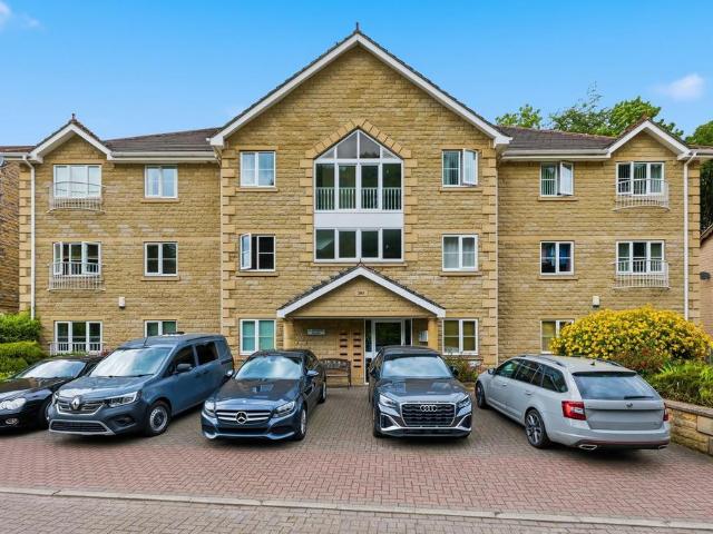 Flat for sale in Beauchief, South Yorkshire