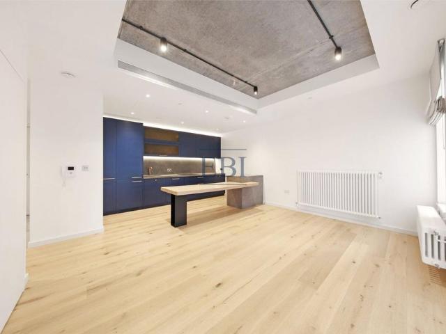 Flat for sale in Goodluck Hope, Blackwall
