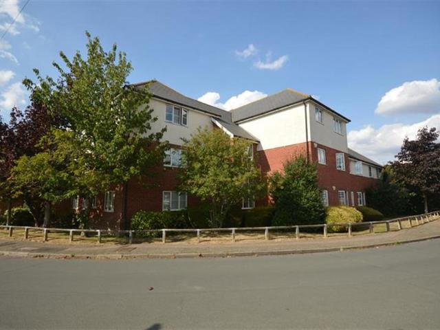 Flat for sale in Tye Green, Braintree