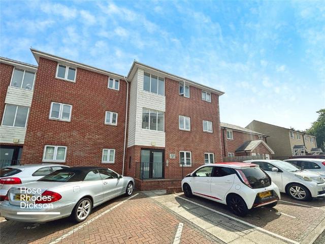 Flat for sale in Lower Hyde, Shanklin