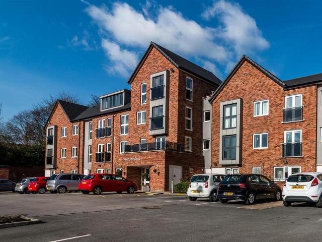 Flat for sale in Salford, Greater Manchester
