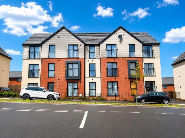 Flat for sale in Old St. Mellons, Falcon Lodge