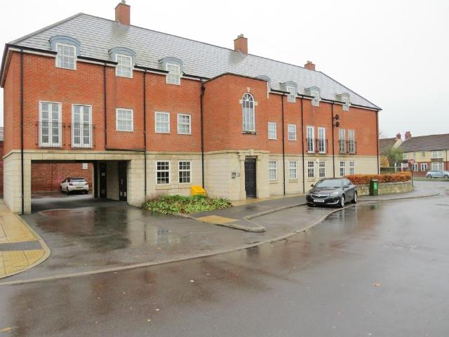 Flat for sale in Belle Vue, South Yorkshire