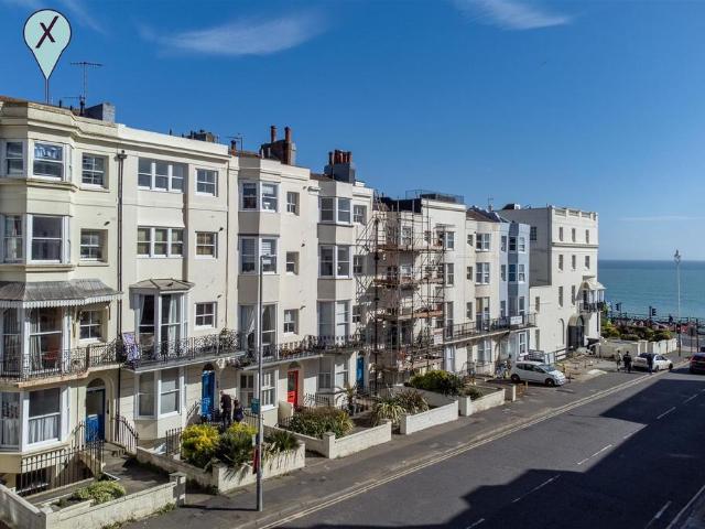 Flat for sale in Kemptown, Brighton & Hove