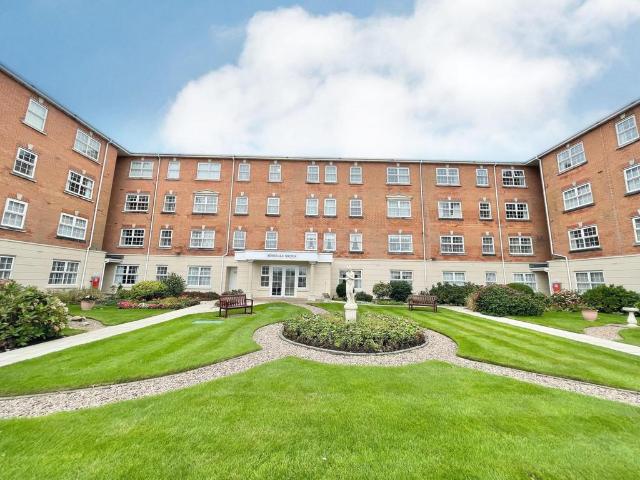 Flat for sale in Cabus, Lancashire