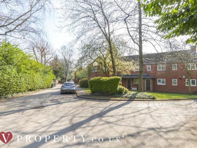 Flat for sale in Calthorpe Fields, West Midlands