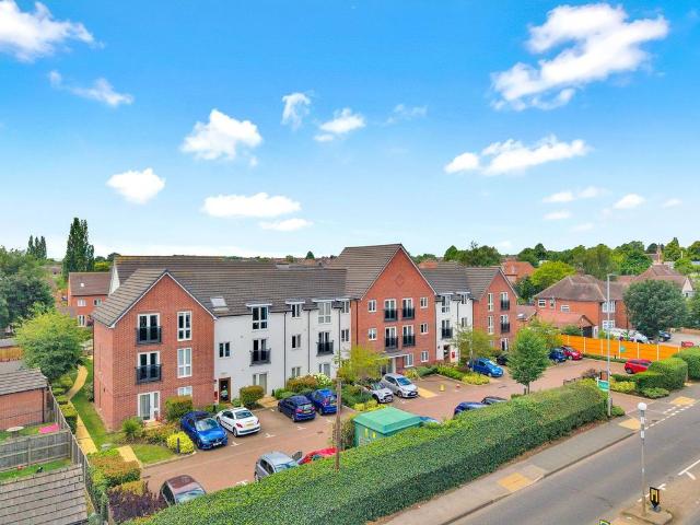 Flat for sale in Hucknall, East Midlands
