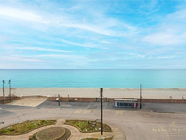 Flat for sale in Seaton, Budlake