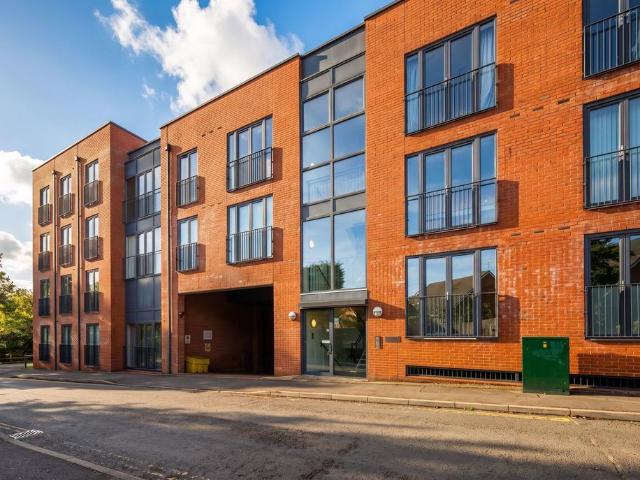 Flat for sale in Dickens Heath, Solihull