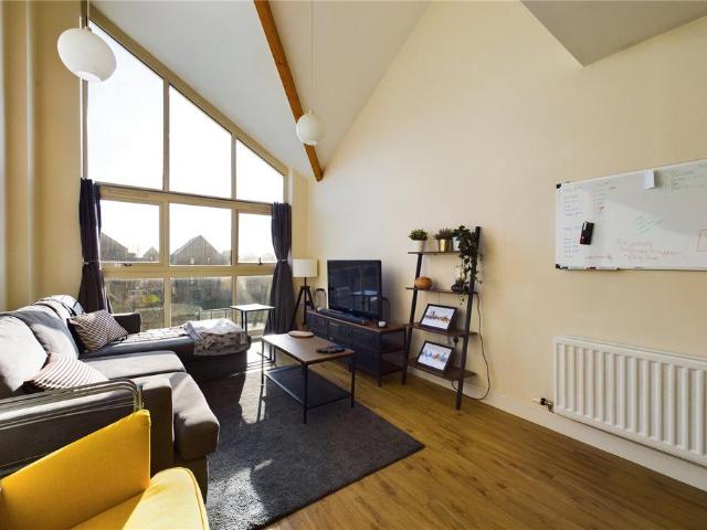 Flat for sale in Loves Farm, Huntingdon