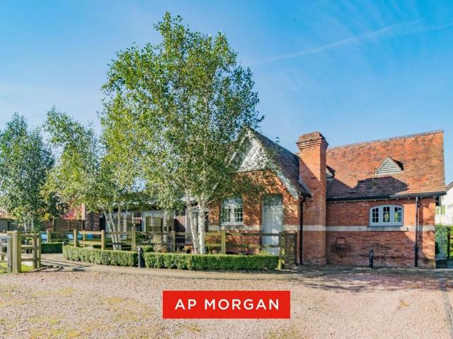 Flat for sale in Mappleborough Green CP, Alderminster