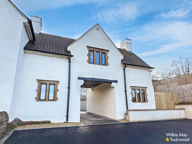 Flat for sale in Alcombe, Minehead