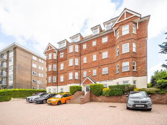 Flat for sale in Upperton, Eastbourne