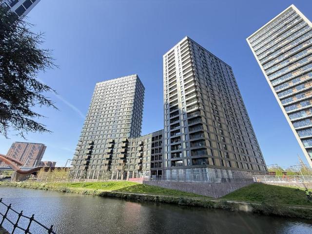Flat for sale in City Centre, Salford